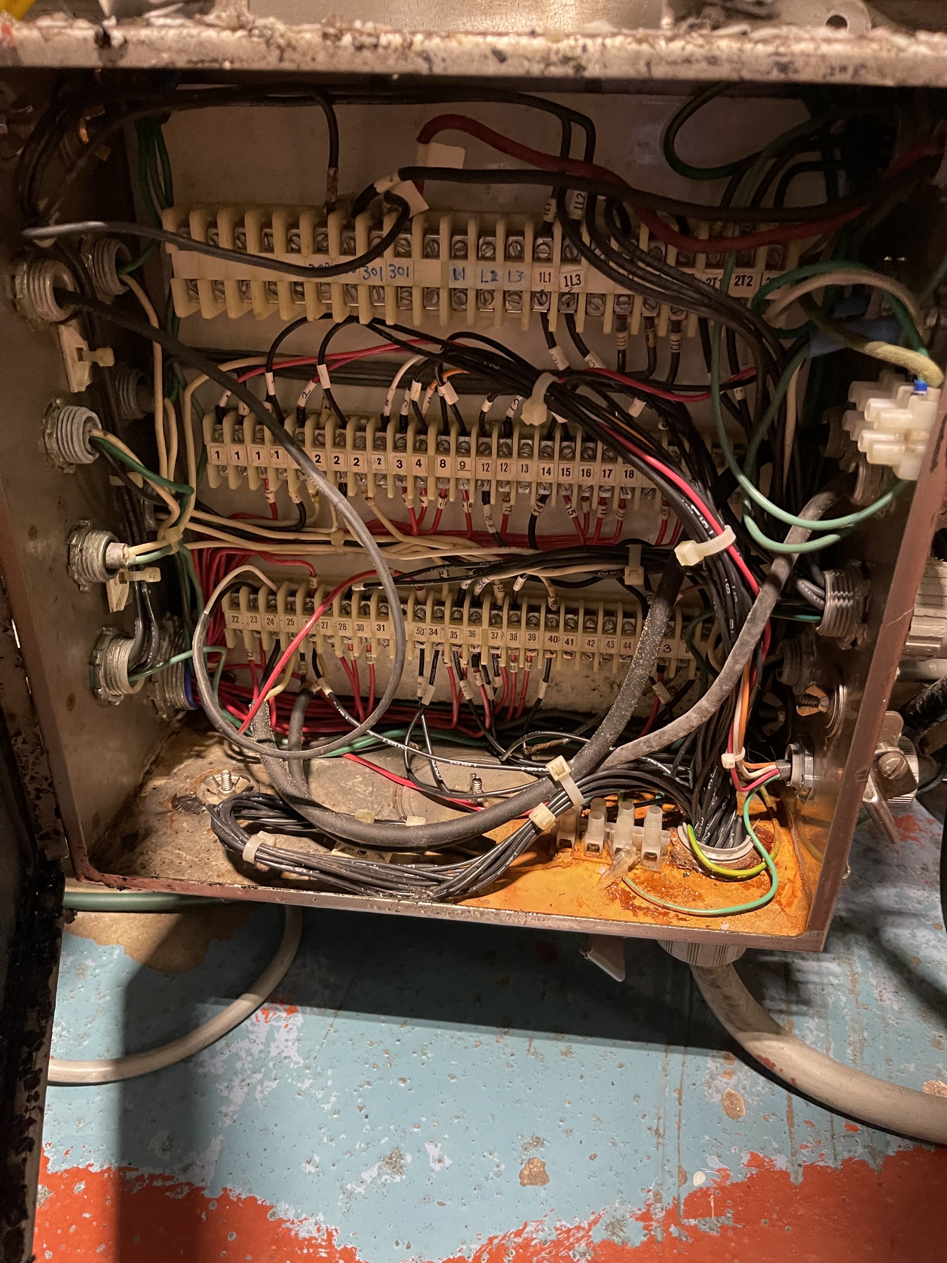Electrical control cabinet